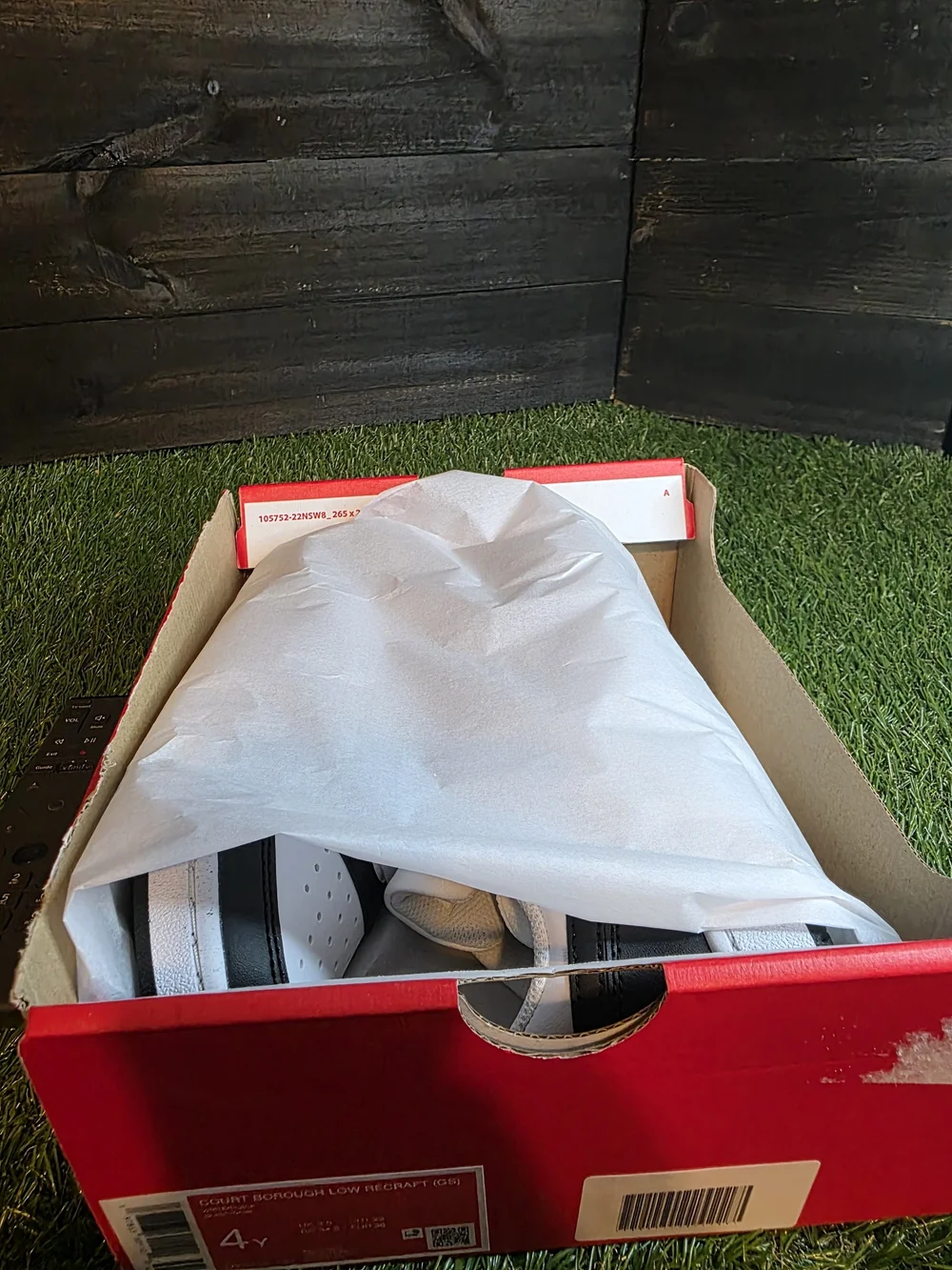 Nike Kids Low-Top Sneakers in Black and White